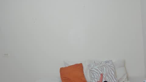 Sherlyn Adams online show from 10-14-25, 09:43