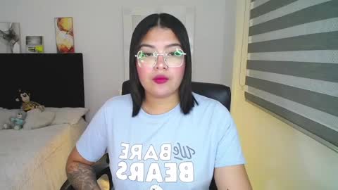 Snapshot of sheryl_stone2 chatting on 02-03-25, 02:47 Sheryl Stone2 online show from 02-03-25, 02:47