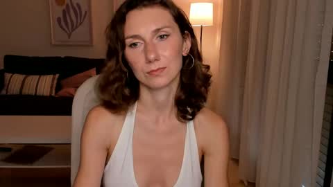Snapshot of shesleepsnaked chatting on 12-15-24, 04:26 shesleepsnaked online show from 12-15-24, 04:26