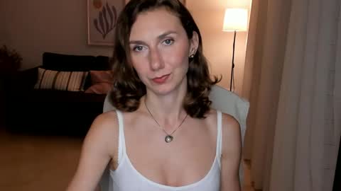 Snapshot of shesleepsnaked chatting on 01-01-25, 07:43 shesleepsnaked online show from 01-01-25, 07:43