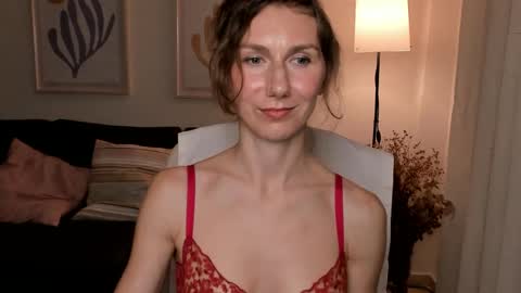 Snapshot of shesleepsnaked chatting on 01-17-25, 10:45 shesleepsnaked online show from 01-17-25, 10:45