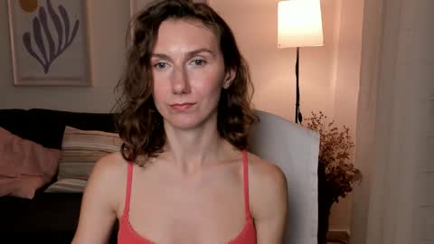 Snapshot of shesleepsnaked chatting on 01-19-25, 06:21 shesleepsnaked online show from 01-19-25, 06:21