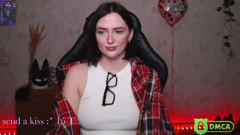 Vanessa online show from 02-21-25, 03:43