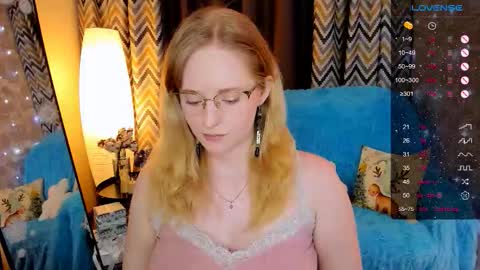 Hello guys my name is Aemilia online show from 12-17-25, 08:20