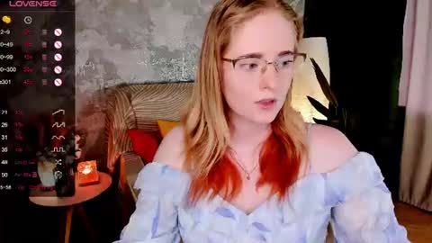 Hello guys my name is Aemilia online show from 06-25-26, 08:52