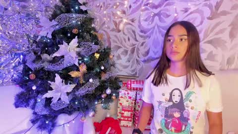 Sheyla online show from 12-24-24, 04:00