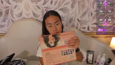 Sheyla online show from 01-30-25, 09:25