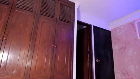 Sheyla online show from 03-06-25, 03:13