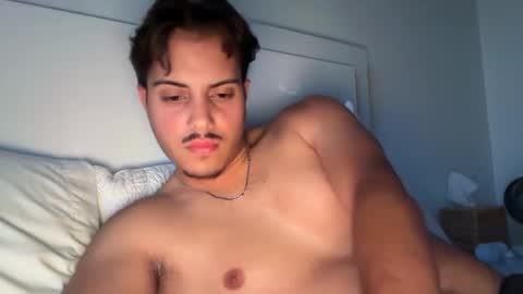 Snapshot of shezadeboy chatting on 10-05-25, 11:02 shezadeboy online show from 10-05-25, 11:02
