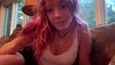 shh_itsmoon online show from 09-23-25, 11:41