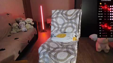 Marta Violet online show from 10-28-25, 06:32