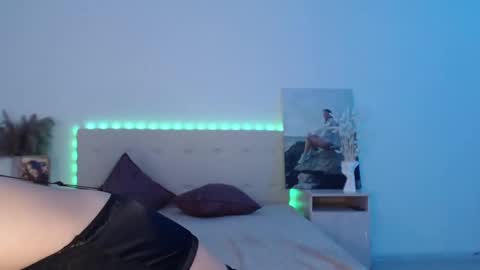 Snapshot of shinaryeny chatting on 02-18-25, 05:09 Shinaimg relnofollow src online show from 02-18-25, 05:09