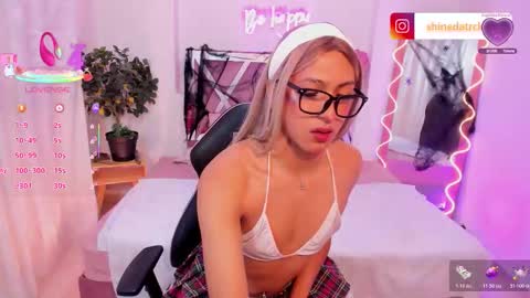 shinedark_tay online show from 10-23-25, 02:44