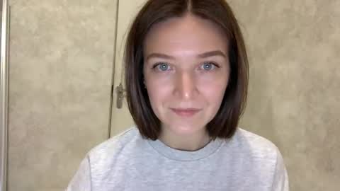 Jesica online show from 10-19-25, 09:04