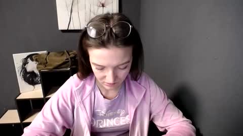 Jesica online show from 05-27-26, 06:21