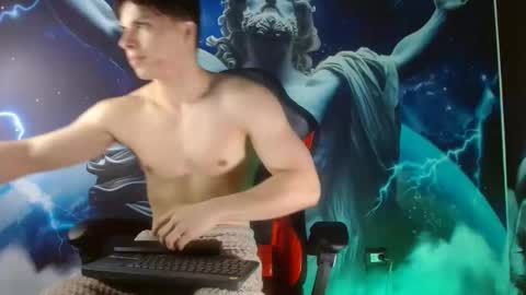 Snapshot of shinobi_grey chatting on 12-04-24, 01:42 .. shinobi .. online show from 12-04-24, 01:42