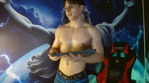 Snapshot of shinobi_grey chatting on 12-18-24, 03:55 .. shinobi .. online show from 12-18-24, 03:55