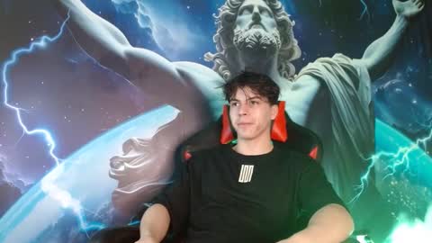 Snapshot of shinobi_grey chatting on 12-19-24, 01:07 .. shinobi .. online show from 12-19-24, 01:07