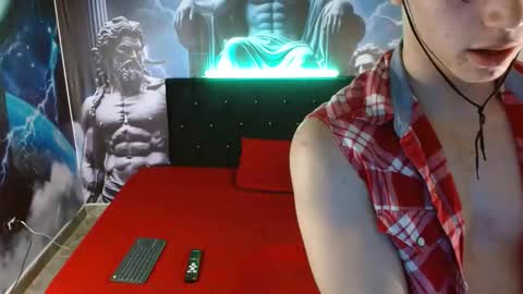 Snapshot of shinobi_grey chatting on 01-19-25, 02:59 .. shinobi .. online show from 01-19-25, 02:59