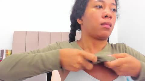 shira_sexylove online show from 12-30-24, 05:15