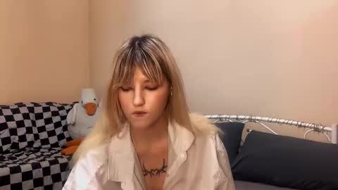 Emma online show from 02-08-26, 07:06