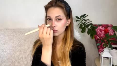 Joli online show from 04-21-26, 03:57