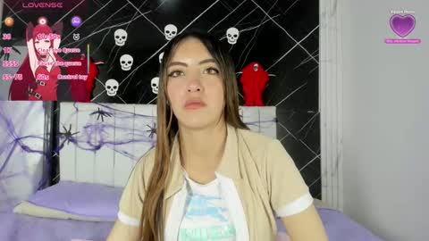 Snapshot of shirleyhott chatting on 10-24-25, 01:40 shirleyhott online show from 10-24-25, 01:40