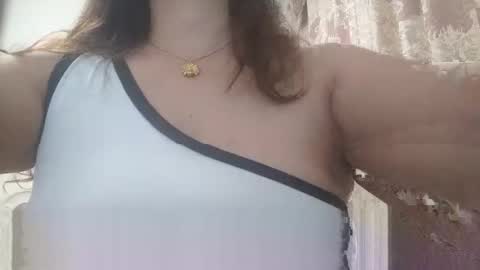 Snapshot of shirleyni chatting on 09-21-25, 01:57 Shirleyni online show from 09-21-25, 01:57