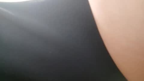 Snapshot of shirleyni chatting on 09-23-25, 03:09 Shirleyni online show from 09-23-25, 03:09