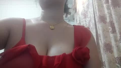 Snapshot of shirleyni chatting on 09-25-25, 03:32 Shirleyni online show from 09-25-25, 03:32