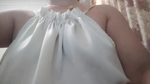 Snapshot of shirleyni chatting on 10-06-25, 02:42 Shirleyni online show from 10-06-25, 02:42