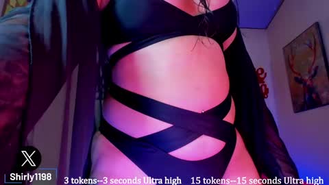 Snapshot of shirly_adamsss chatting on 12-21-24, 01:42 Shirley Freelance Model online show from 12-21-24, 01:42