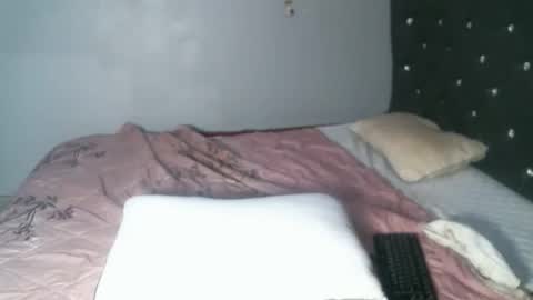 Shi-ro online show from 09-15-25, 11:54