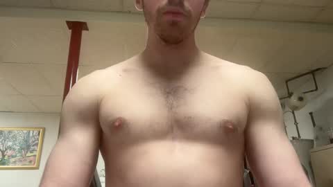 Snapshot of shirtlesshunk15 chatting on 04-15-26, 07:59 shirtlesshunk15 online show from 04-15-26, 07:59