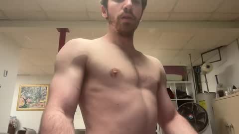 Snapshot of shirtlesshunk15 chatting on 05-16-26, 09:24 shirtlesshunk15 online show from 05-16-26, 09:24