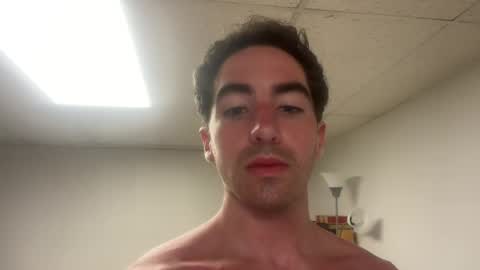 Snapshot of shirtlesshunk15 chatting on 06-17-26, 10:43 shirtlesshunk15 online show from 06-17-26, 10:43