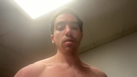Snapshot of shirtlesshunk15 chatting on 06-21-26, 03:20 shirtlesshunk15 online show from 06-21-26, 03:20