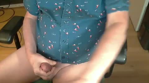 Snapshot of shlup chatting on 02-08-25, 11:02 shlup online show from 02-08-25, 11:02