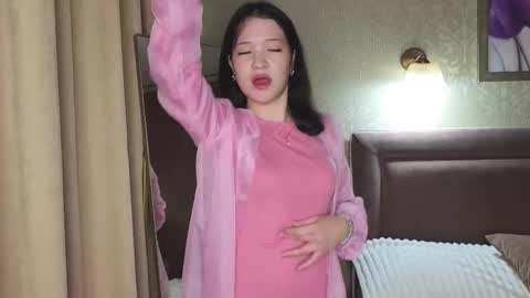 Lana online show from 11-04-25, 05:23