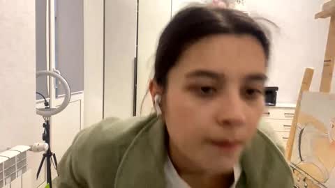 Marie online show from 02-19-26, 01:40