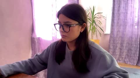 Marie online show from 05-01-26, 02:54