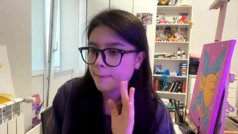Marie online show from 05-11-26, 12:22