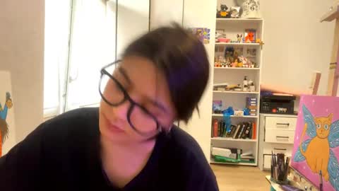 Marie online show from 05-12-26, 10:12