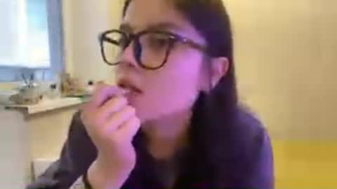 Marie online show from 05-30-26, 02:14