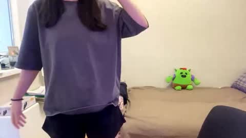 Marie online show from 06-11-26, 02:26