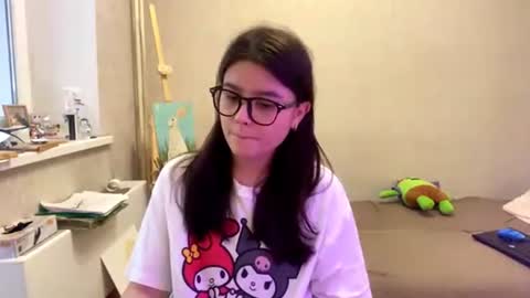 Marie online show from 06-12-26, 02:16