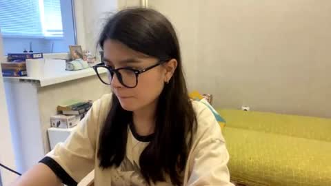 Marie online show from 06-26-26, 02:21