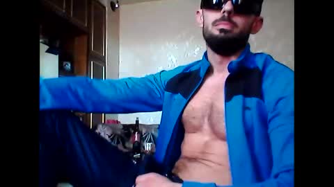 Snapshot of shootliker chatting on 02-15-25, 08:22 shootliker online show from 02-15-25, 08:22