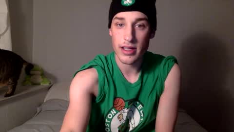 Snapshot of shortiesn40s chatting on 03-18-26, 06:05 shortiesn40s online show from 03-18-26, 06:05