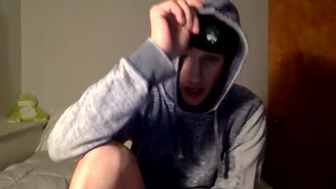 Snapshot of shortiesn40s chatting on 03-19-26, 04:49 shortiesn40s online show from 03-19-26, 04:49